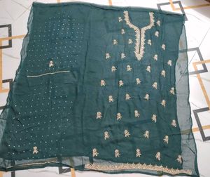 Beautiful Emerald Green Embroidered unstitched sui