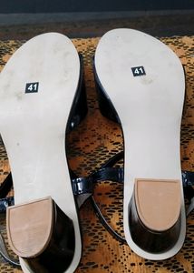 Black Sandal