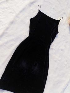 🥀✨ Gorgeous Velvet Mini Slip Dress✨