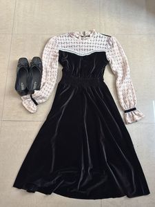 Elegant Velvet &amp; Lace Midi Dress