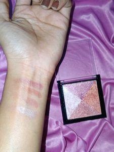 MARS Baked Blusher Palette