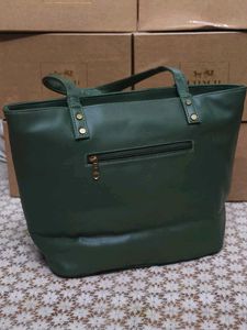 😍 Stylish Green Tote Bag with Pouch
