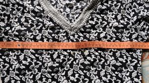 Black 🖤🐈‍⬛ Floral Print V-Neck Kurta