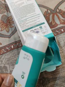 Plum Cica &amp; Hyaluronic Acid Sunscreen