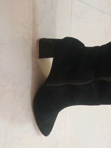 Black Boots