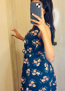 MIDI DRESS OF BLUE