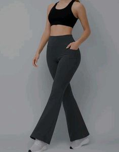 High Waisted Flare Leggings with Pockets