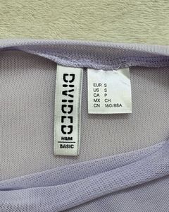 H&amp;M | Sheer Mesh Lettuce-Hem Crop Top
