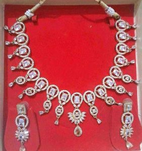 Exquisite CZ Jewellery Set