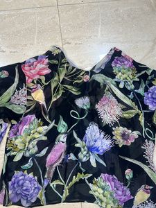 Ballon Sleeves Top
