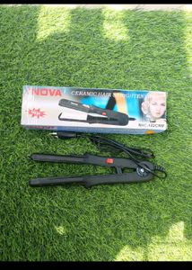 Nova Ceramic Hair Straightener