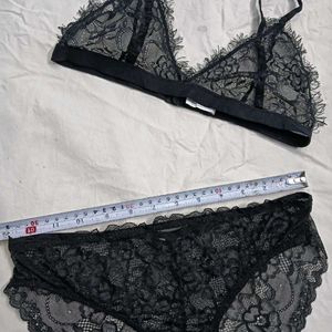 Elegant Black⚛️ Lace Lingerie Set