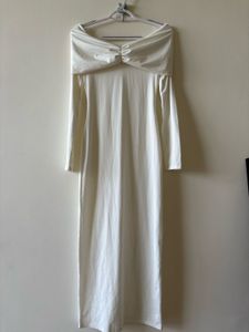 Elegant White Floral Maxi Dress