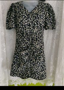 Floral Mini Dress - Chic &amp; Trendy