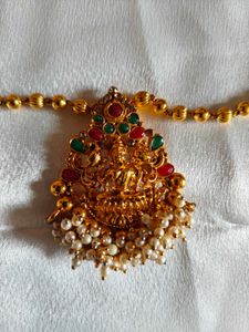 Traditional Gold Necklace &amp; Earring Set