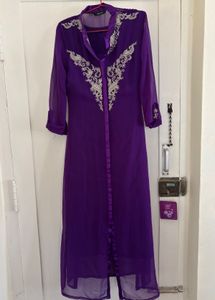 Elegant Purple Embroidered Kurta