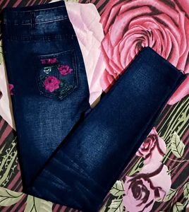 Floral Embellished Denim Jeans