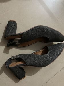 Black With Glitter ✨ Colour Shine Heels