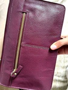 Gorgeous new PURE LEATHER Hand Bag + Sling Ba