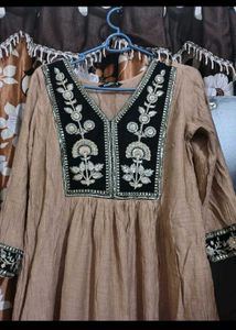 Elegant Embroidered Kurta