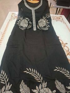 Embroidered Black Kurta Suit