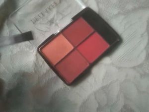 set of 4 blush tray