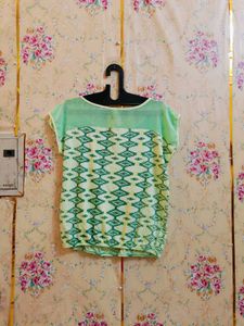 🇳🇿💫🎀Stylish Green Geometric Print Sheer Top