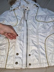 Stylish White Jacket with Detachable Fur Hood