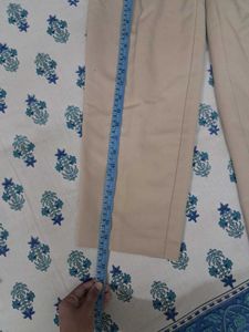 Chic Pleated Khaki Trousers