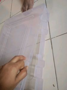 I'm Sealing Plastic Container