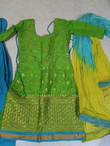 Vibrant Green Embroidered Kurta Set with Dupatta