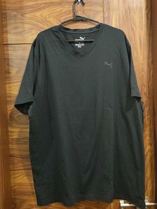 Puma plain black tshirt