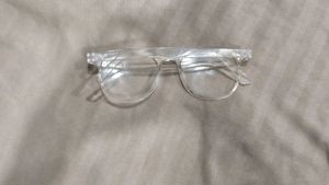Clear Frame Fashion Glasses