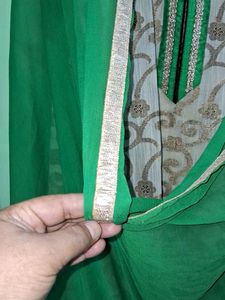 Elegant Cream and Green Kurta pick up 1