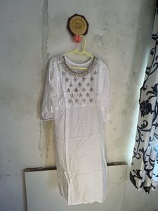 Fresh White Kurti