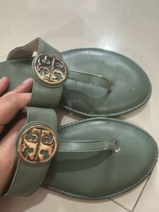 Hype Tory Burch Logo Green Leather Flip Flops