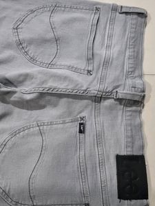 Trendy Men's Lee Jeans