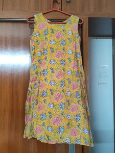 Yellow Floral Print Sleeveless Kurta