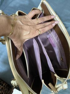 Dubai magnolia Handbag