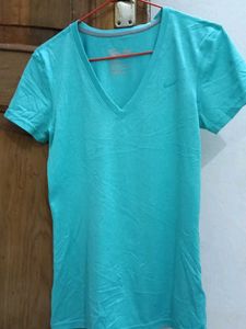 Nike Women's V-Neck T-Shirt