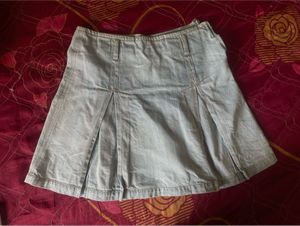 Light Wash Demin Pleated Mini Skirt 💙