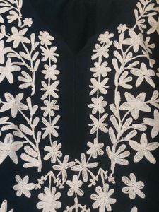 Elegant Black &amp; White Embroidered Kurti Set