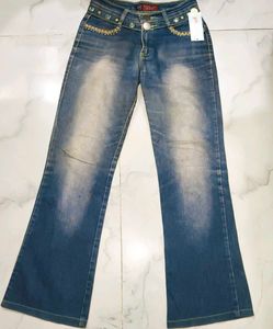 Women's (Low waist) Flared Jeans with Embellis