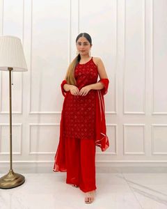 karwachauth spcl dreses no coins or swap plz..fix rates