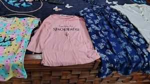 Bundle of 4 Tops