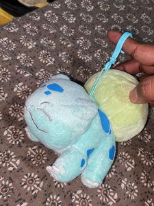 Bulbasaur Winking Bagcharm