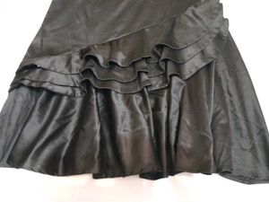 Elegant Black Ruffled Midi Dress
