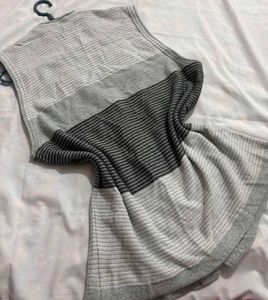 🎉Buy1 Get1 Free🎉Grey Striped Vest Q