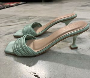 Stylish Mint Green Square Toe Heeled Sandals