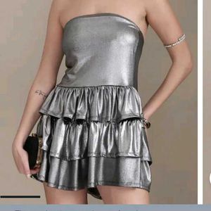 XS size Sparkly Strapless Tiered Mini Dress